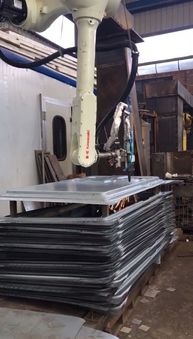 安徽斯塔克管材激光切割机与激光三维切割机及其零部件解析